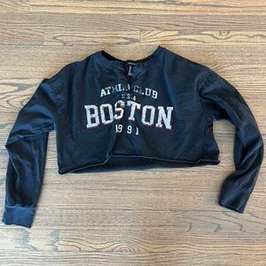 Boston Athletic Club Cropped Long sleeve shirt